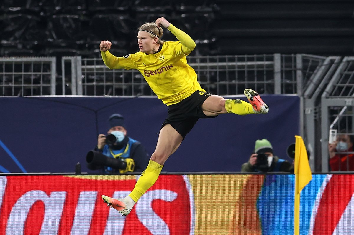 footballontnt's tweet photo. Appearances taken to score 20 #UCL goals:

🇸🇪 Ibrahimović (71)
🇵🇹 Ronaldo (56)
🇫🇷 Henry (40)
🇫🇷 Mbappé (40)
🇦🇷 Messi (40)
🇪🇸 Raúl (39)
🇧🇷 Neymar (38)
🇵🇱 Lewandowski (36)
🇫🇷 Benzema (34)

🇳🇴 ERLING BRAUT HAALAND (14)

FOURTEEN 😳🤯 https://t.co/cowbfuUOO2
