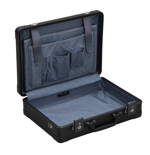 aleoncase's tweet photo. Keep all your things in one place from the office to home.
#aleon #briefcase #work #business https://t.co/QmbXZecd6w