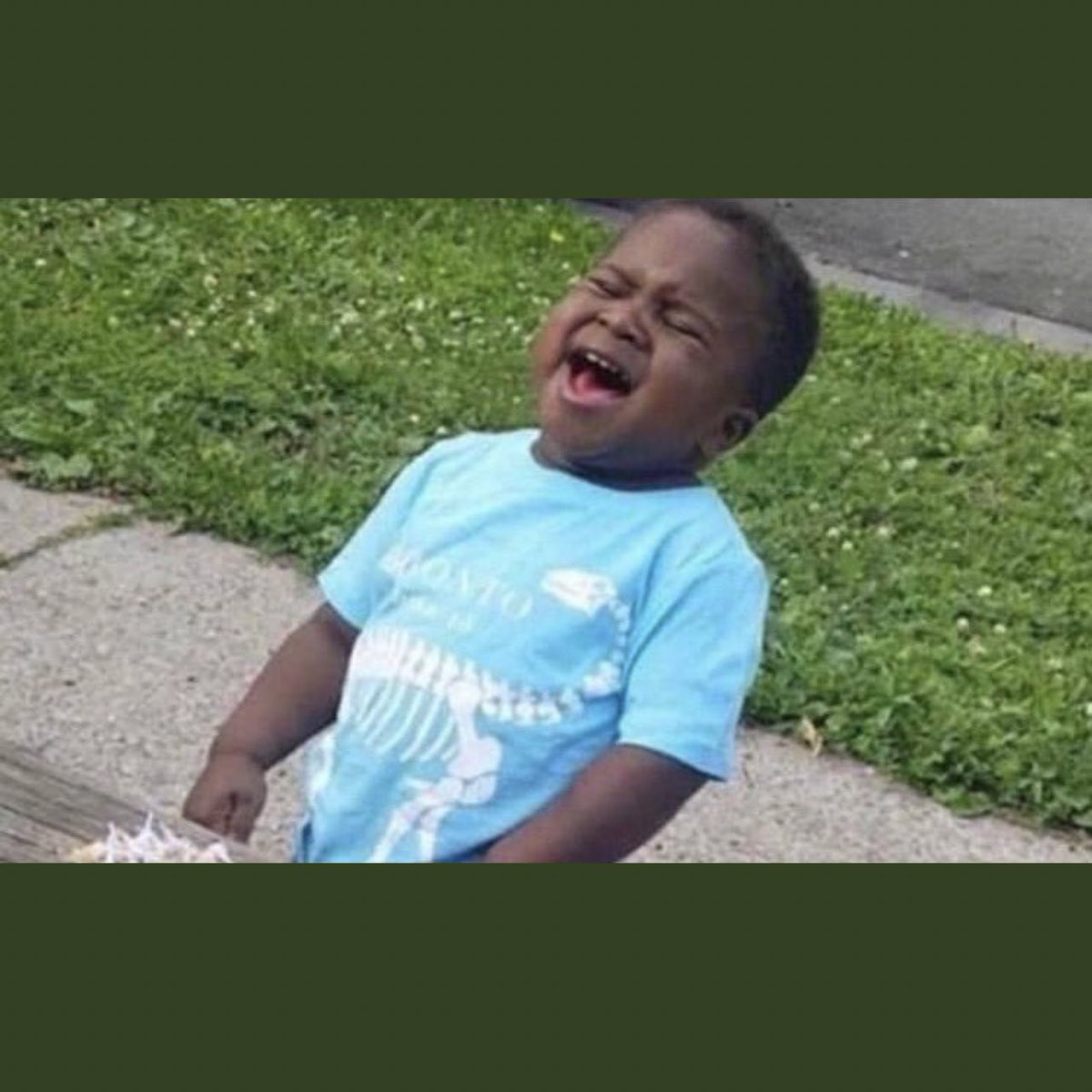 "Whiskey River take my miiiiind"