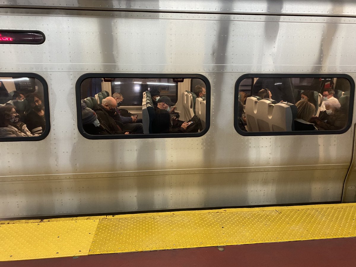 mark_jameson24's tweet photo. The 455pm leaving penn to Babylon.  and the app shows 60%. @lirr app is misleading about capacities. ⁦@CDCgov⁩ is this safe? ⁦ ⁦@NYGovCuomo⁩ ⁦@NassauExecutive⁩ ⁦@News12LI⁩ ⁦@Newsday⁩ ⁦@nytimes⁩ no need to “monitor” just come down and see. https://t.co/b7JUQcLKLE