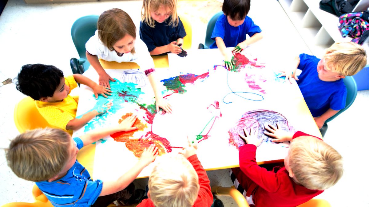teacherasleader's tweet photo. "We often treat learning as though it's an individual activity, but it is almost always social in nature" ~ Jonathan Plucker https://t.co/Y0cMiU7MA9
