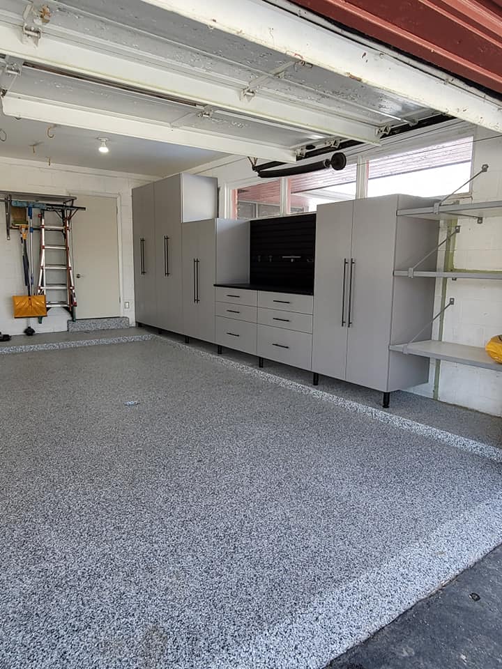 Gorgeous_Garage's tweet photo. Spring cleaning is the perfect time to tackle the garage. From decluttering to cleaning, organizing to maintaining, the project can seem overwhelming. Taking the project one step at a time makes it far more manageable. https://t.co/ZOCasWOZhI