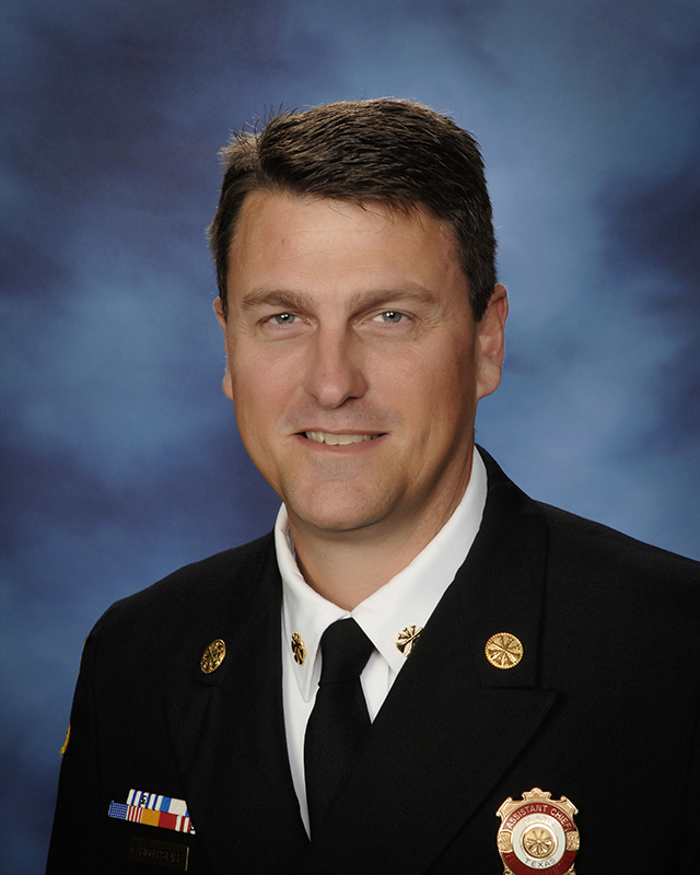 Congrats to AC Biggerstaff on being selected for the Fire Service Executive Development Institute! #FSEDI #MotorolaSolutionsFoundation #IAFC