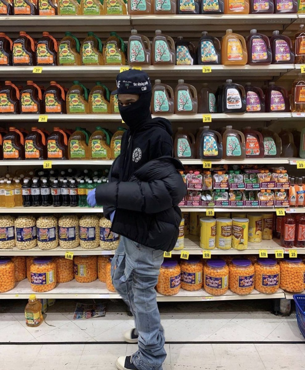 lostkauses's tweet photo. Menace to society https://t.co/WumTv7ICKK