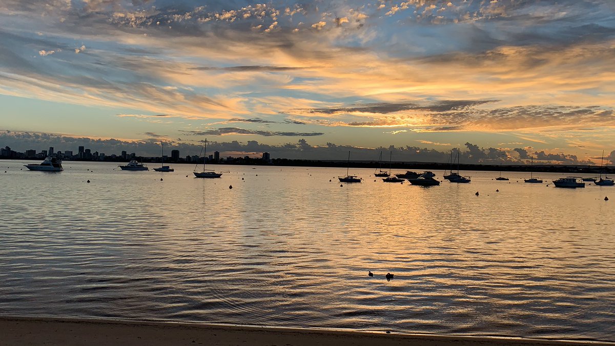 First morning out after 14 days home quarantine in Perth. Beautiful sunrise over Matilda Bay. Congratulations to W.A. health department and police. Systems for supporting home quarantine worked like a well oiled machine