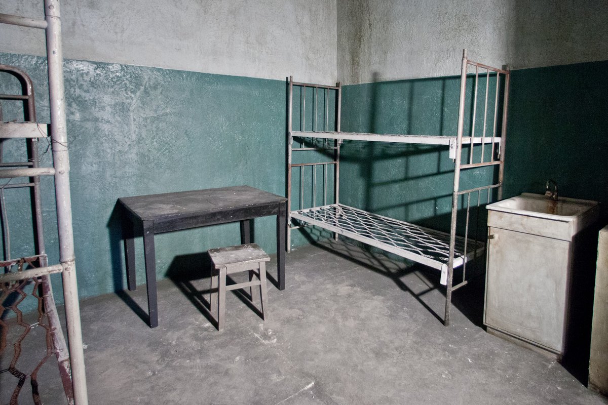 какого рэпера посадили на 15 суток