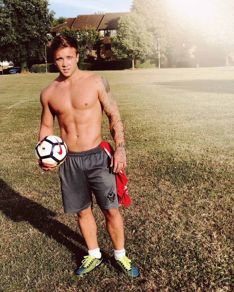 SAM CALLAHAN. #samcallahan. pic.twitter.com/1O9QtNPhMh. 