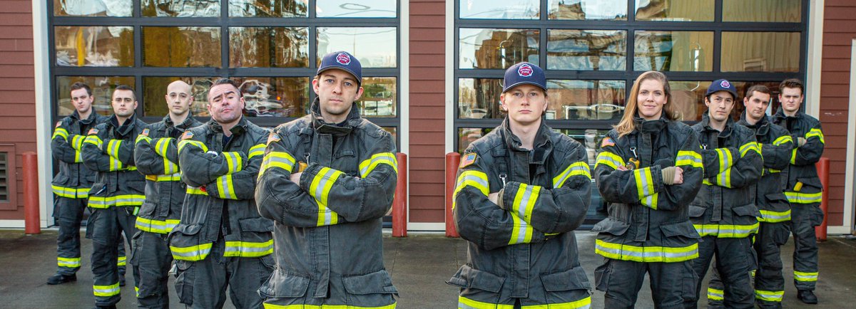firedogphotos's tweet image. Say “Hi” toClass 20-1 of South County Fire. 
@LION_Gear @Brooke_Pinkk @SouthSnoFire #firefighters #FirstResponders #Lynnwood #Seattle #Panorama