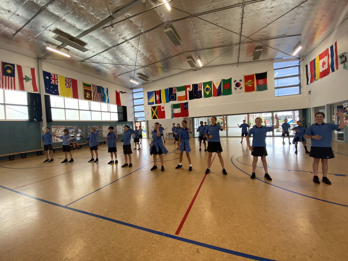 How fortunate are we to have a talented hip hop teacher come in through Kiwi Sport? We’re learning lots of choice moves! This is what it looks like to bring our best together 🎶 <a href="/StonefieldsSch/">Stonefields School</a>
