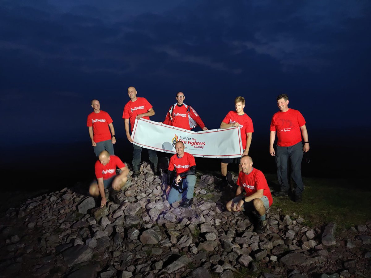PerksSteve's tweet photo. Thank you for sharing your battle with the world @hwfirescrebbin An inspiration to the end β€οΈ #SayNo2Stage4 and #mind A true gentleman of the #FireFamily one that will sorely missed πͺ
#StandDown #StandEasy https://t.co/RDcXnVnPbC
