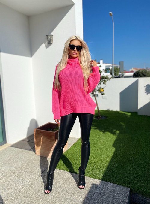 Enjoying my time off. Make it extra special 😉 https://t.co/yOoBpFnEdr