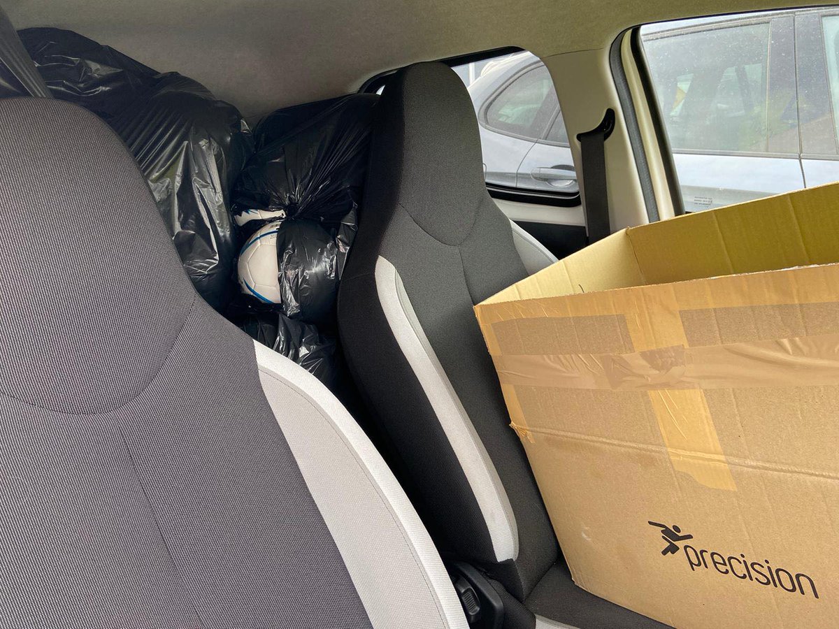 How many footballs can you fit in a car?! We are now delivering free footballs to schools for all pupils who signed up for Wildcat Wednesday! Sign up here! dlvr.it/RvJdlb