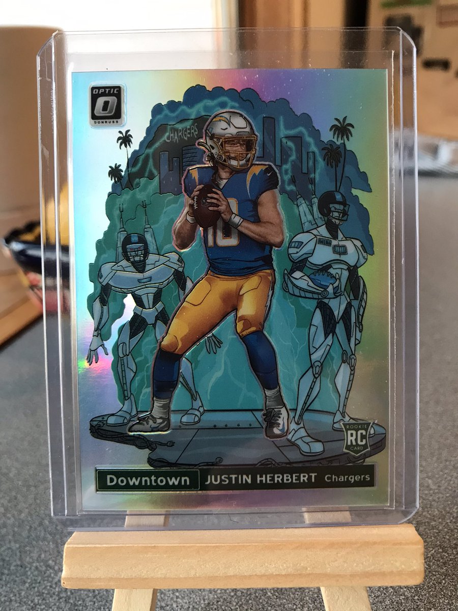 jpsciacca's tweet image. MAIL DAY 🔥!! @Vargas505cv pulled this Optic Downtown for me on Saturday. Random 3 tier break. Dude is amazing! Gotta send it to PSA right? #whodoyoucollect @Chargers