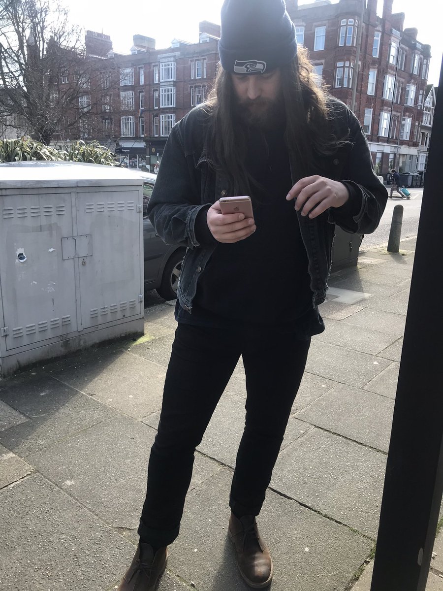 saintcharlesss's tweet image. new music WILLIAM C. JONES - YOUNG BUCK coming in 2 weeks, very limited run of hand pressed tapes on @Bandcamp only, no label or PR, just home recorded folk/country/acoustic little bits of my soul which I can’t wait to share with u 🤠🦁