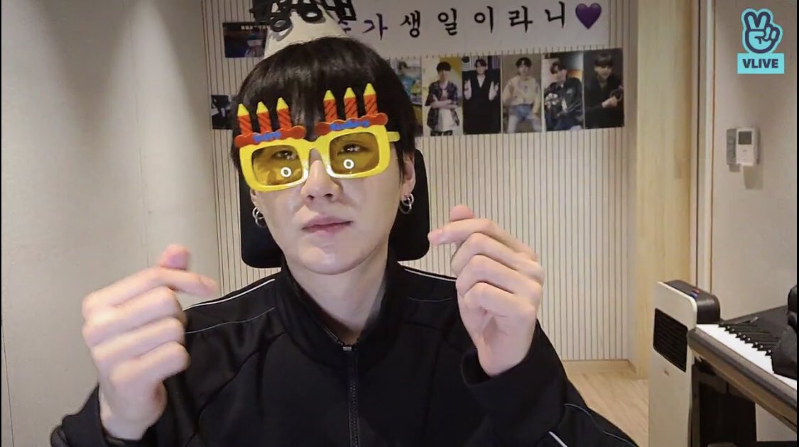 Anabell99262511's tweet photo. #HappyBirthdaySUGA ( I hope your birthday was wonderful! I can’t wait to celebrate many more to come ❤️) https://t.co/p80axNPdzc