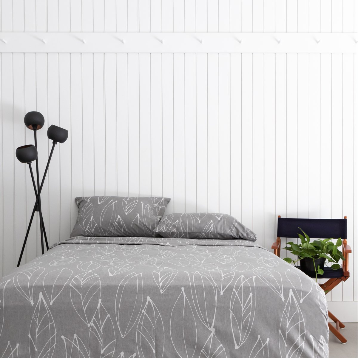 LiveSouthShore's tweet photo. Nothing is better than climbing into bed when you’ve put clean fresh sheets on.  Plus our Modern Foliage 🌿 Sheet Sets are the cutest 😍 https://t.co/g3p2hBdTIM