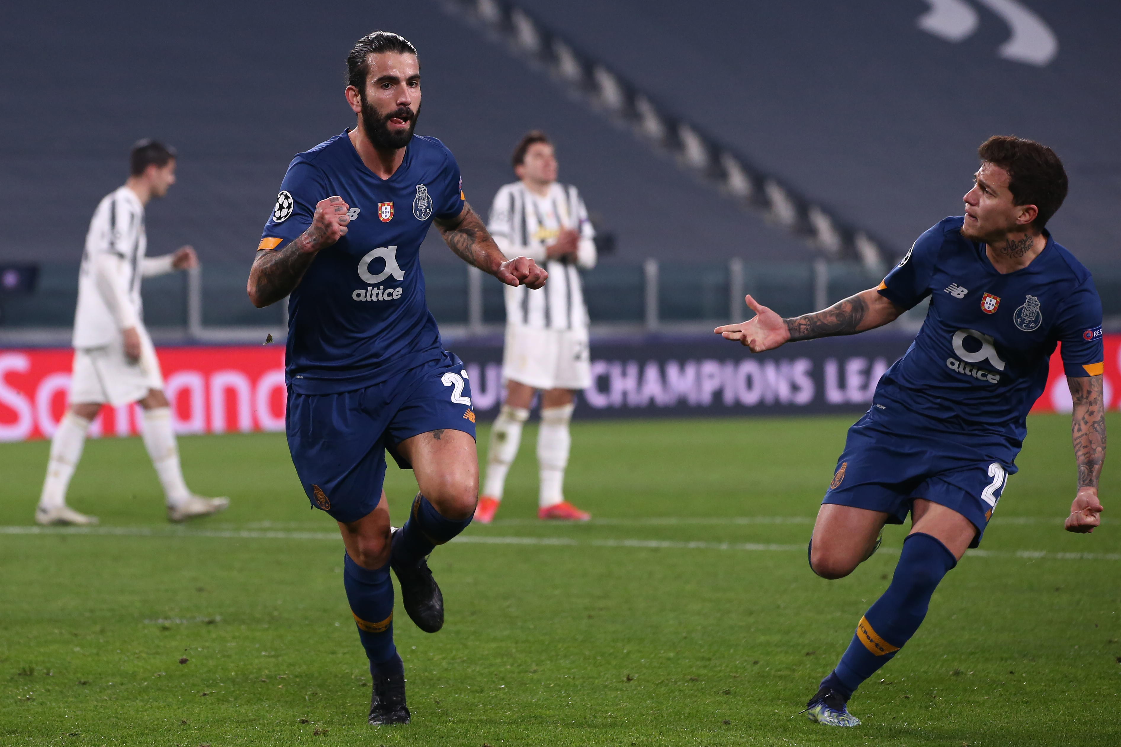 uefa champions league on twitter juventus 3 2 porto a champions league classic 1 9 juventus 0 1 porto agg 1 3 4 9 juventus 1 1 porto agg 2 3 6 3 juventus 2 1 porto agg 3 3