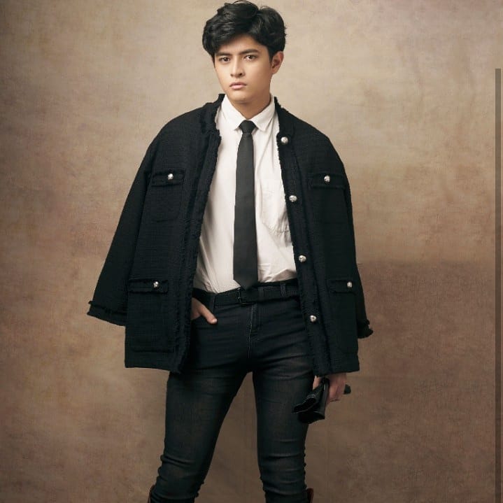 TheKeannEffect's tweet photo. I am a museum full of Art, but you had your eyes shut. - R. Kaur
Photo: @Raymondcauilan
Stylist: @EdrianneTui
HMUA: Carlo Cantero
#StarMagicPlus #SquadPlus #KeannJohnson #LukeArmada #TBFBTS #TheBoyForetold #Photography #Modelo #PhotoShoot #Kapamilya #Abscbn #DreamscapePh https://t.co/APdRB9SKfJ