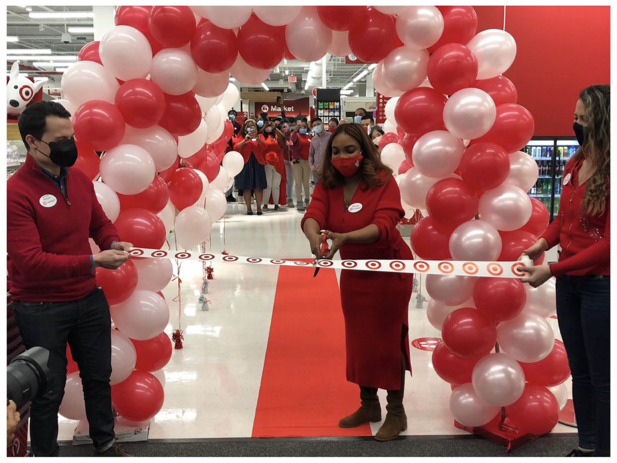 TanishaF10's tweet photo. We are ready at TheBay!!! #Bayparkway #T3356 @Shavyredstar https://t.co/FsN18wmHm5