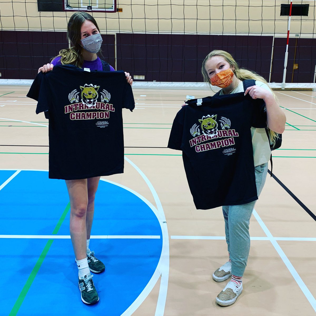 CofCCampusRec's tweet photo. Congratulations to Tuesday #Volleyball Queens of the Court, @noelle_glover and @sid.hillhouse ! They finished top 2 out of Pool A and defeated the top 2 Pool B winners to claim tonight’s shirts! #RECYourLife #cofc https://t.co/atYbB3jzNi