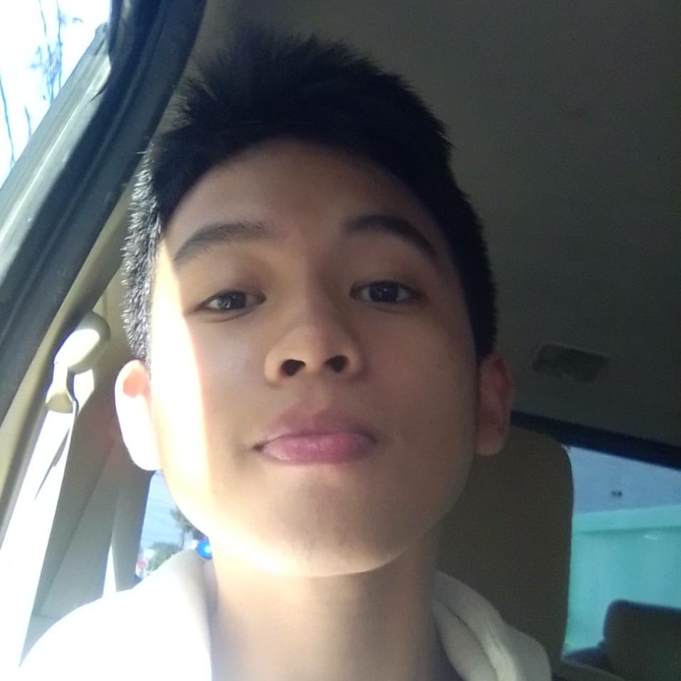 hedioot's tweet photo. mutualan sama gue pas gue pake ava yang mana? https://t.co/bxxqej8KuB