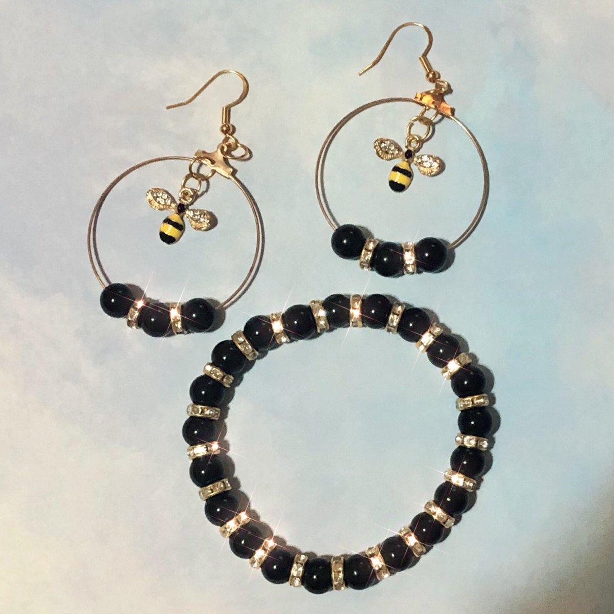 AurasAndAuroras's tweet photo. Try some new jewelry today!

https://t.co/UK0RkWdv6O https://t.co/hsE2xTUs07