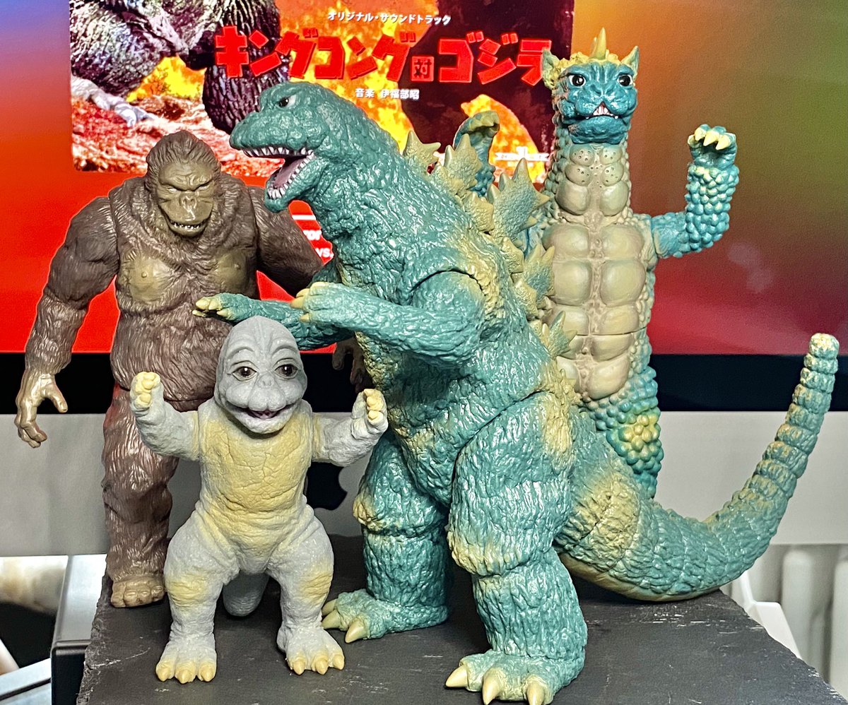 Shin_Gojira_66's tweet photo. 1 ... 2 ... 3 ... 4 ...私のY•MSFファミリーは成長しています \(^-^)/
#Kong #DaisensoGoji #Miniya #Gabara #ymsf https://t.co/Jeo0ykfKB2