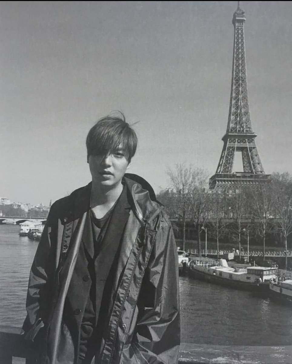 HostarryMins's tweet photo. I miss him ❤😔

#LeeMinHo https://t.co/rnBRVYYA98