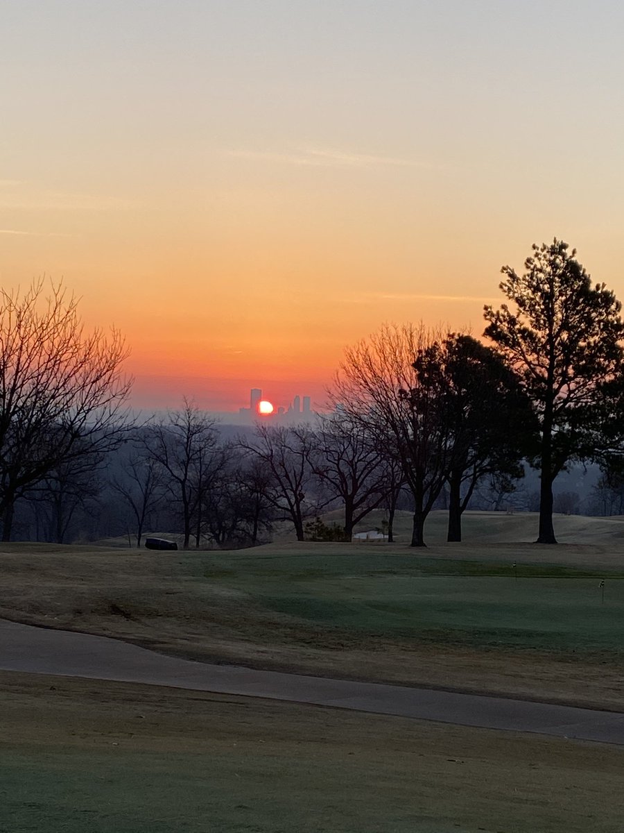 Sunrise over #Tulsa at The Canyons at Blackjack Ridge Golf Course in #SandSprings #Oklahoma. 

#golf #okwx