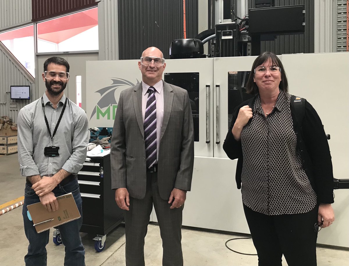 Pleased to welcome Dr Claire Davis &amp; Craig Butler ⁦<a href="/DSI_VIC/">Defence Science Institute (DSI)</a>⁩ visiting ⁦@deakinresearch⁩ facilities today ⁦<a href="/MELDMfg/">MELD Manufacturing</a>⁩