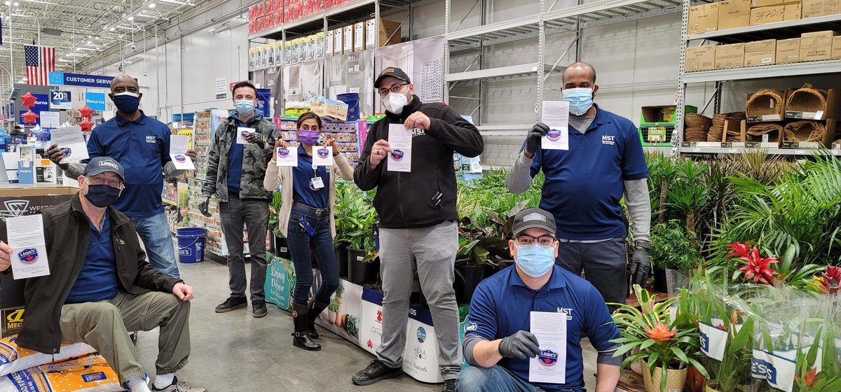rafahelln's tweet photo. Let’s go @JerseyCityLowes MST #serviceaward well deserved team https://t.co/NcsnohSCG7