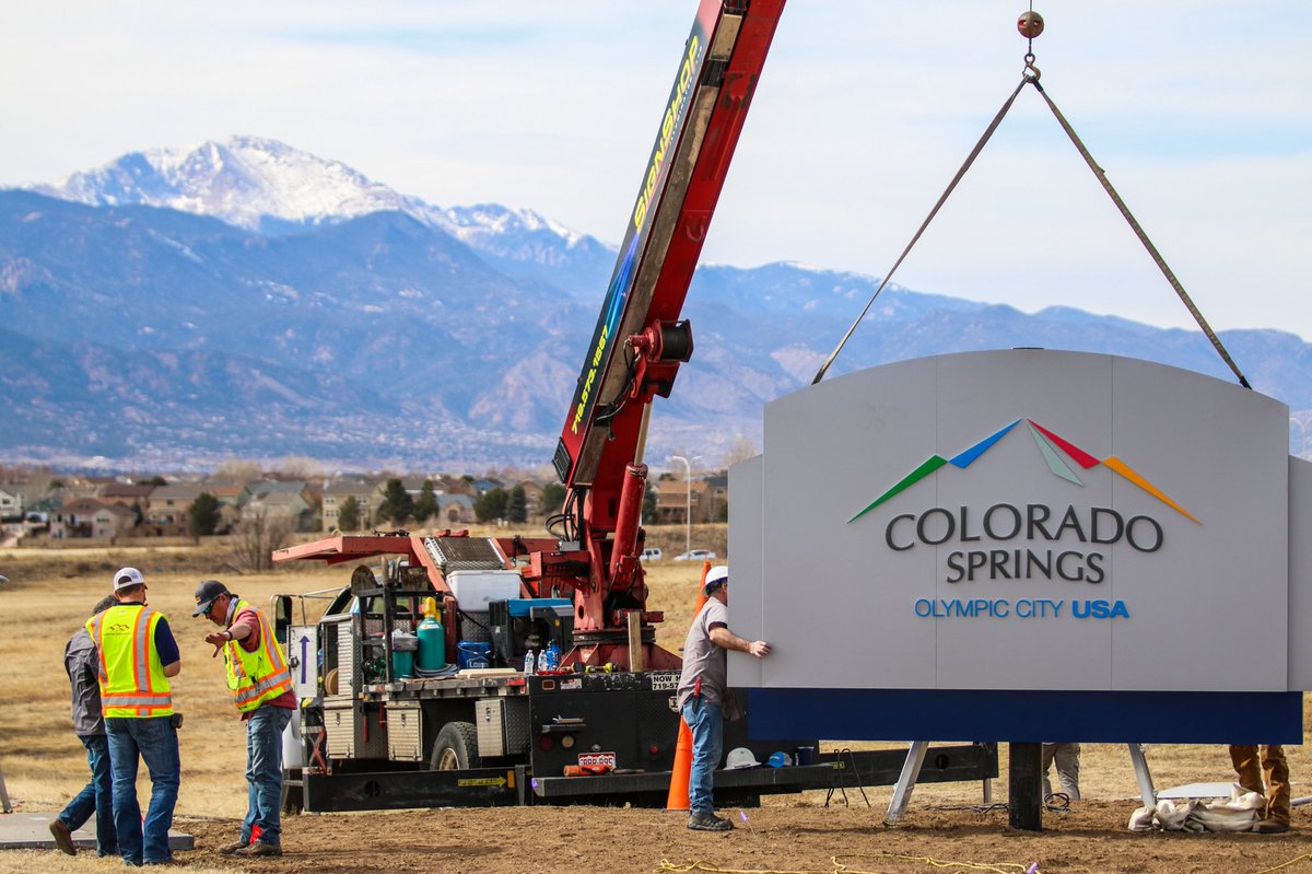 OlympicCityUSA's tweet photo. Installation complete ✅

Say hello to the new Colorado Springs - Olympic City USA welcome sign at the @COSAirport, which was installed today and will help welcome visitors to the city and residents back home. #OlympicCityUSA https://t.co/GA4ZPT0WZV