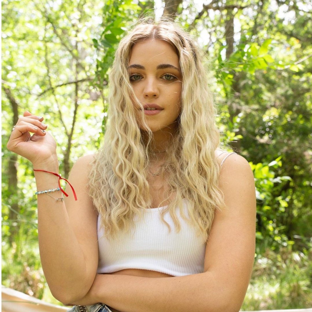 Carminha Frufru - Pili Pascual.