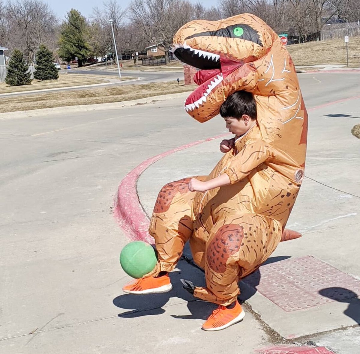 HeritageNL's tweet image. Tuesday was “Class Choice” Day for Spirit Week. There were princesses and dinosaurs and joy to be found in every shape and size (and 70 degrees and sunshine didn’t hurt). #HCSTransform