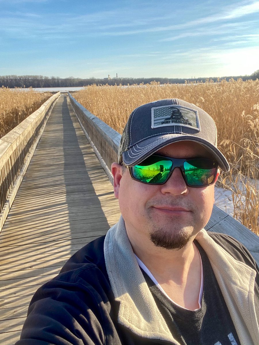 Out walking in this nice “warm” weather in #minnesota. I’ll take 60 degrees in March!  #walking #donttreadonme #outdoors #nature #exercise #fleetfarmhats #nice #living #life #parks #wildliferefuge https://t.co/WE5E6L9jER