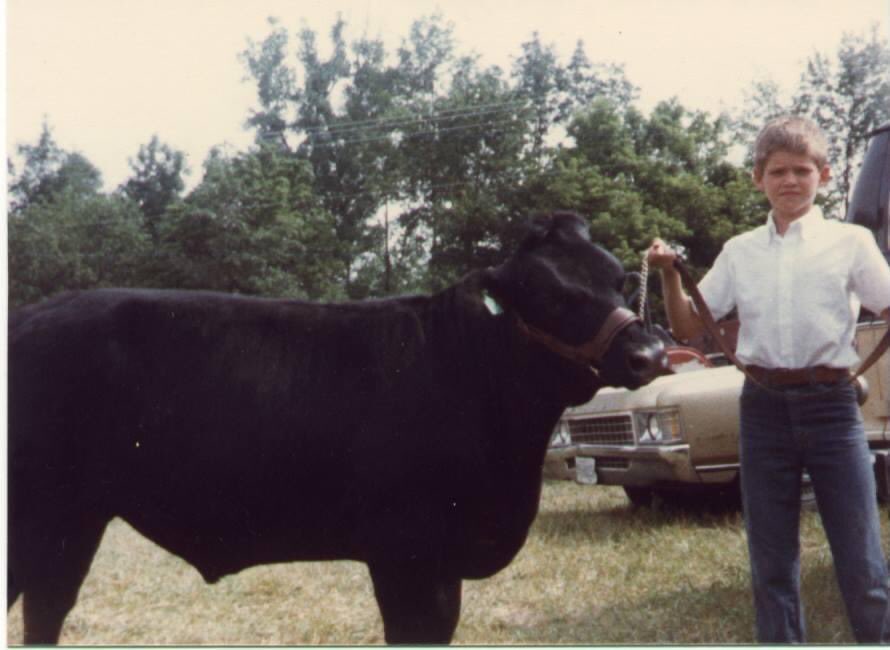 grahamcochran's tweet image. Celebrating @ohio4h week with this pic of one of my first projects #trueleaders #ohio4h @CFAES_OSU @OhioState