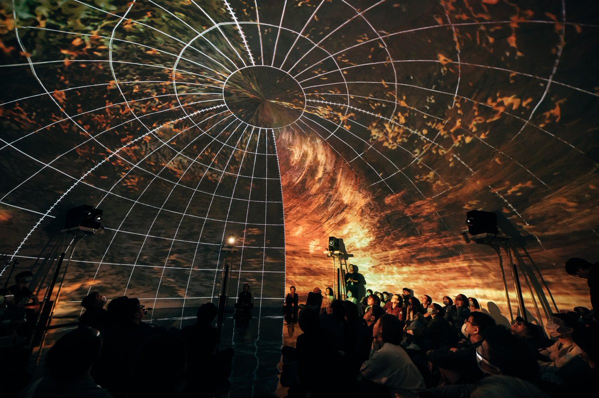 TAICCA_Official's tweet photo. Immerse yourself in a digital art dome!
#Technology speaks at Future Vision Lab: Artists &amp; tech experts try their hand to create 360° panoramic works in a fully immersive 8K image space.

Check out on #SXSW2021 online venue: https://t.co/DRPakbBjnm 

#artistsinTaiwan #XRproject https://t.co/16GgLOFycv