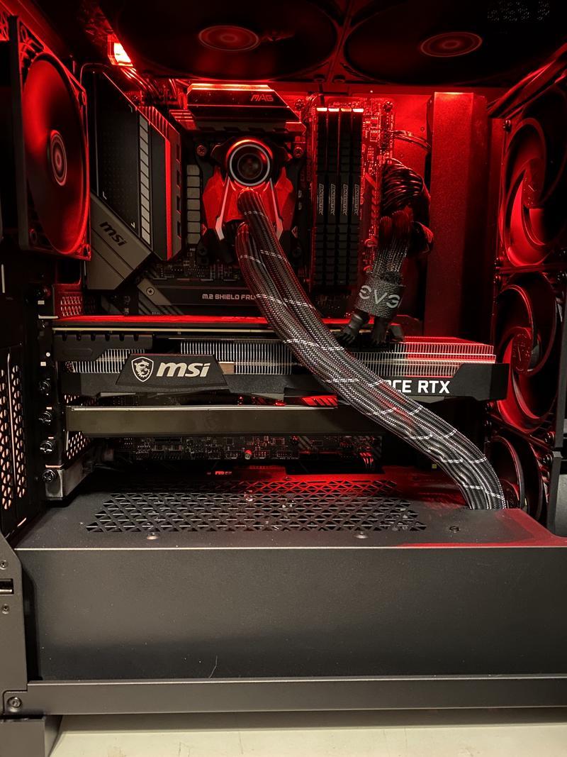 Newegg's tweet photo. Meet the Blackout Build built by customer Andrew Young:

💫 @IntelGaming i7-10700K CPU
💫 @msigaming RTX 3070 GPU
💫 @wd_black SN750 NVMe 2TB SSD

Check out the complete specs &amp; story behind the build: https://t.co/Gnu0Pmf6cS
Share your PC → https://t.co/10BJNDu0jI #NeweggBuilds https://t.co/AyPXfdsbDt