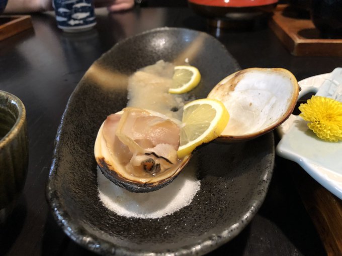 なんかエロい気が... https://t.co/5S5RFRrV5D