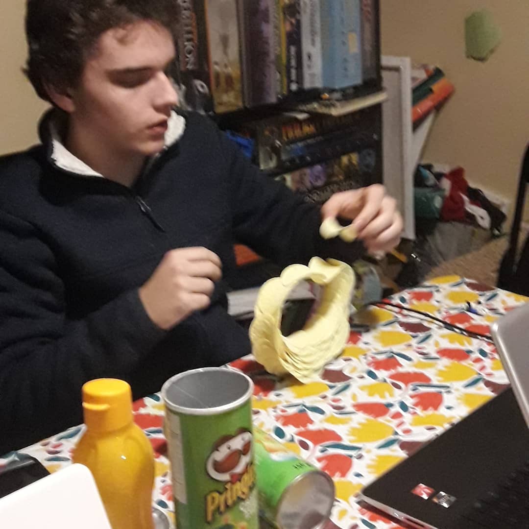 GFW_Scouting's tweet image. Pringles challenge! #virtualscouting #stem #scoutsdostuff #pringles #scouts