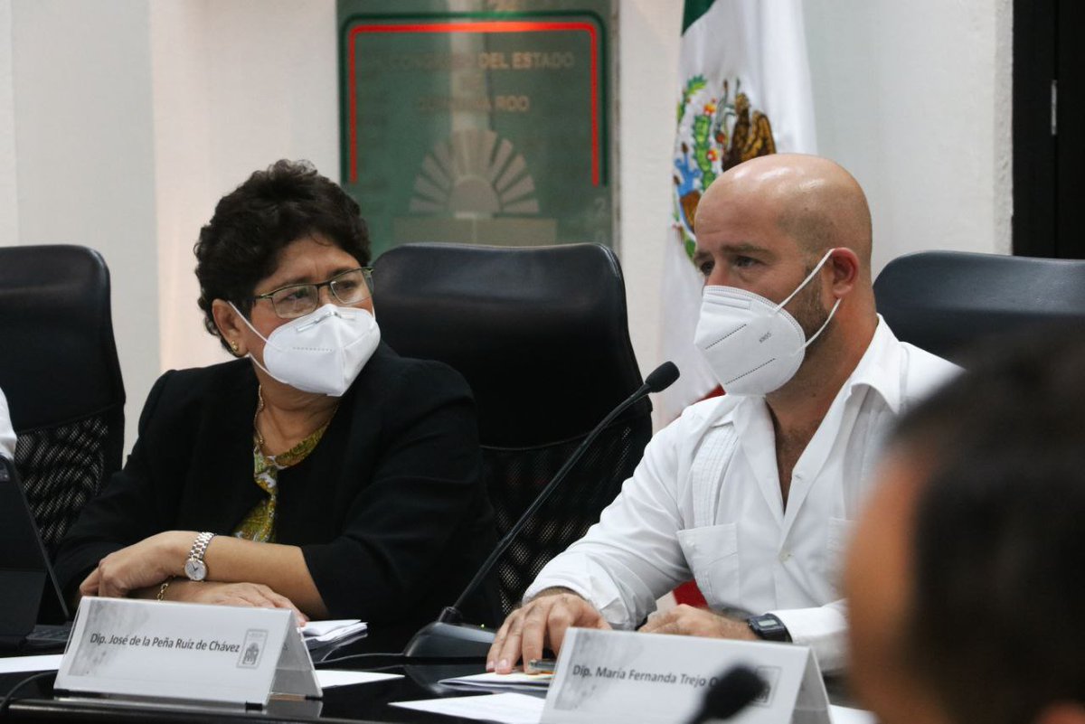 yohanet_torres's tweet photo. Está noche asistí ante la Comisión de Hacienda, Presupuesto y Cuenta del @CongresoQRoo para continuar con el análisis del Programa de Potenciación de los Recursos del #FAFEF que servirán para realizar obras de infraestructura en #QuintanaRoo. #XVILegislatura https://t.co/Sg3qGMPsI4