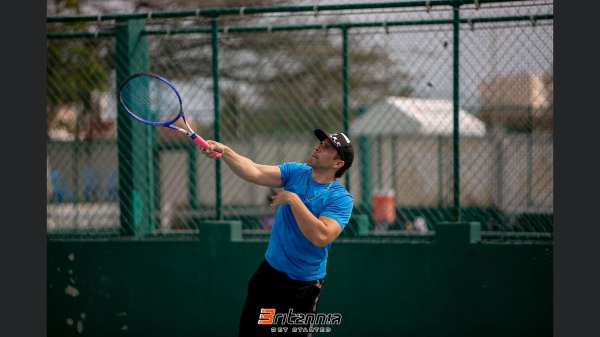 Pon fecha <a href="/LMondragon83/">MON/)RAGON</a>