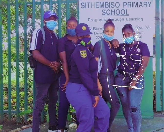 PatrickThobela3's tweet photo. Today I will be at Sithembiso Primary school on some back to school campaign. Covering books for the kids...
#FoundMyPurpose #DJSBU #DYCPD https://t.co/Cviy9rjume
