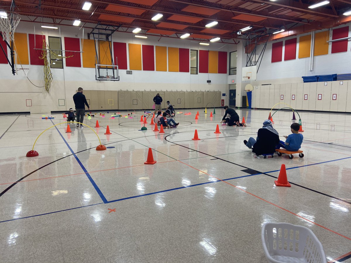 Loved watching Miss Vaughn’s friends do an obstacle course in <a href="/RMilliken_PE/">Ryan Milliken</a> ‘s gym class! 💙 So fun! <a href="/BNLC_HCSD/">Britton Norwich Learning Campus</a>