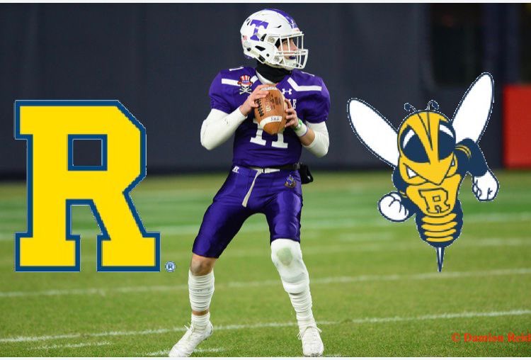 anthonypooch2's tweet photo. Blessed to announce my commitment to the prestigious University of Rochester, where I’m excited to be able to study engineering and continue my athletic career. Huge thanks to my family, coaches, and teammates! @jackamato @ChadMartinovich @CoachRMoore34 @UofRFootball #CLIMB 🐝 https://t.co/f2rLvzm4dB