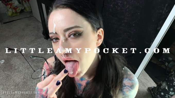 Do you want to lick your cum on my glasses? Like you had a choice  https://t.co/4YOdZTyaKE https://t