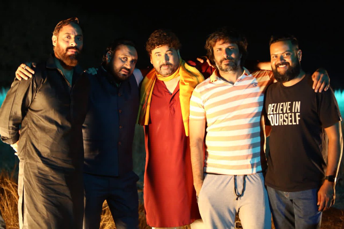shajichoudhary's tweet photo. Chittorgarh dairies...shooting mode....amazing team... udhamgarh
.
.
.
#shooting #web #webstagram #weblovers #bollywood https://t.co/3dhaLnDjez