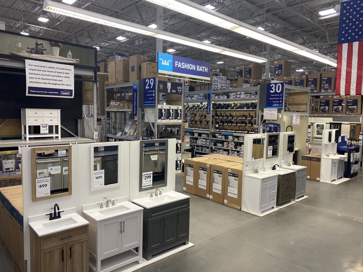 Monicamwelter's tweet image. Focus on whaaatttt??? That’s right! Come see @PollanenScott for your bathroom refresh! Great job on getting ahead of this group! #stonystar for sure!!!!! #bathroomrefresh #vanitytime #allin @Legler1363