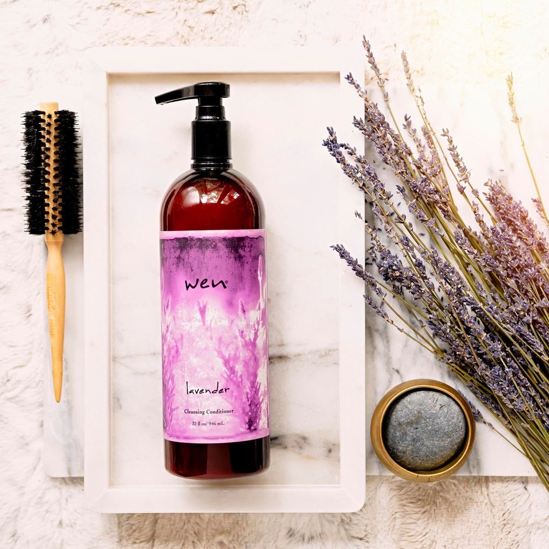 QVC's tweet photo. YAY! It's our W E N 👯‍♀ F R I E N D S sale! AKA ALL @wenbychazdean is 20% off AND on 5 Easy Pays ALL👏🏾 MONTH👏🏾 LONG👏🏾 at the Q! Plus, peek at our #QVC2BigDeal through 3/15 (a classic cleansing conditioner duo + styling creme under $60), here: https://t.co/KNLdtoY5n5 #loveQVC https://t.co/G8Y75IYvM4