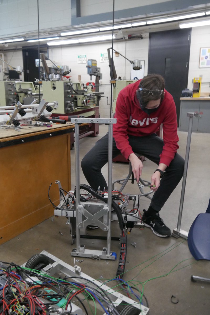 Here’s a few photos for week eight! A lot of autonomous progress from the code team and starting the disassembly of our 2019 robot “Edward snowed in”.